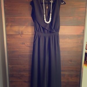 ✨Chic Anthropologie black romper ✨